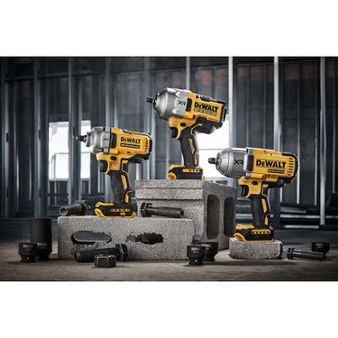 DeWalt Masina de impact cu cuplu mare, fara perii 18V XR DCF961N-XJ doar scula