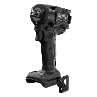 Set 2 unelte DeWALT DCK2224MP2T-QW cu motor fără perii, DEWALT® x McLaren F1 Team 2026