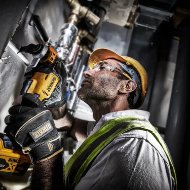 DeWalt Unealta multifunctionala 18V XR Brushless, 3 viteze, 2 x 5.0Ah DCS356P2-QW